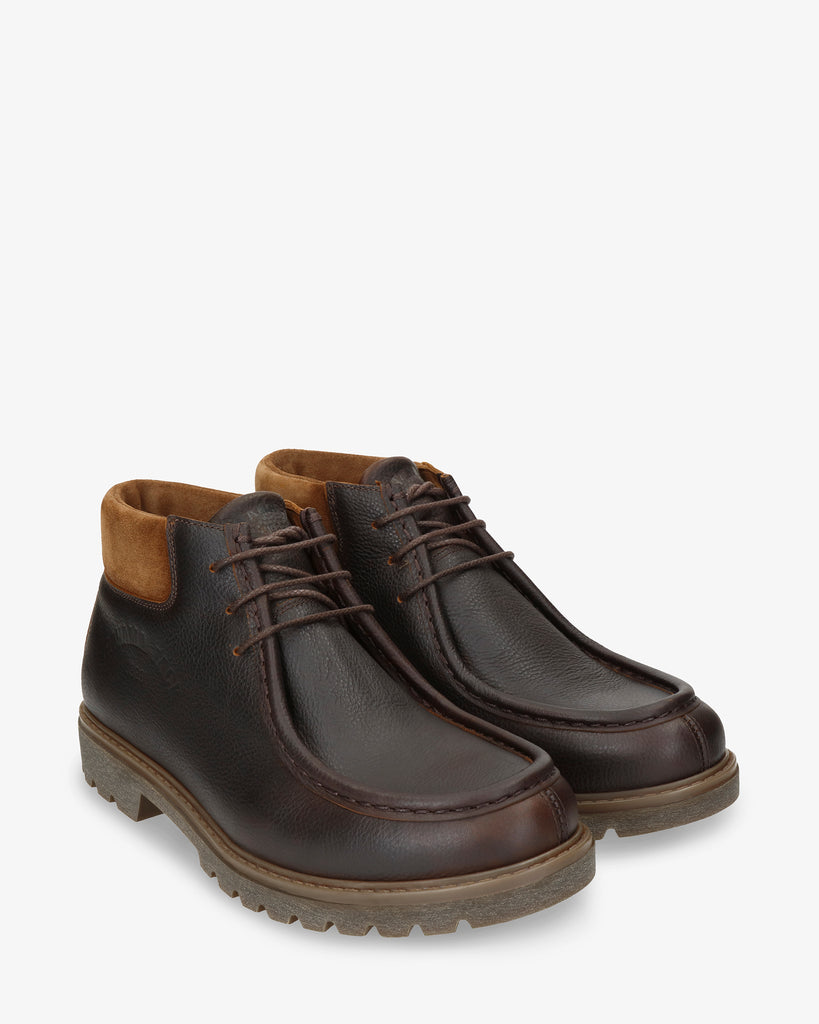 Beker botín de piel con forro interior de piel. castaño