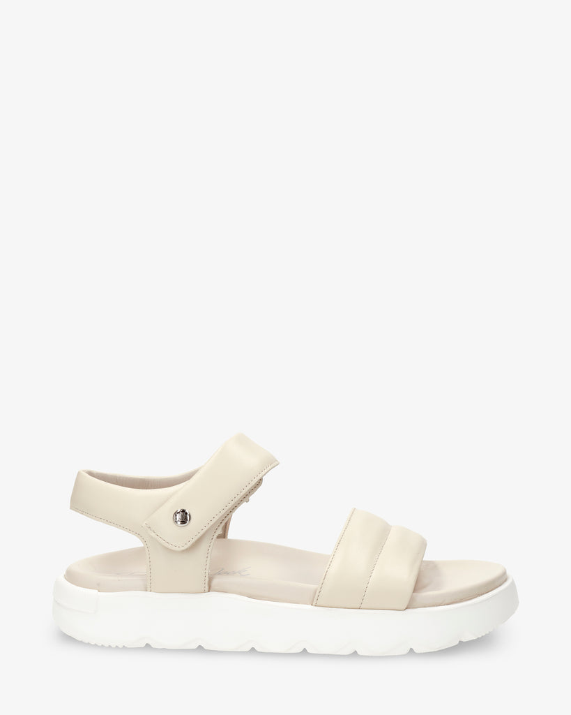 Bety sandalias de piel con forro interior de piel. crudo