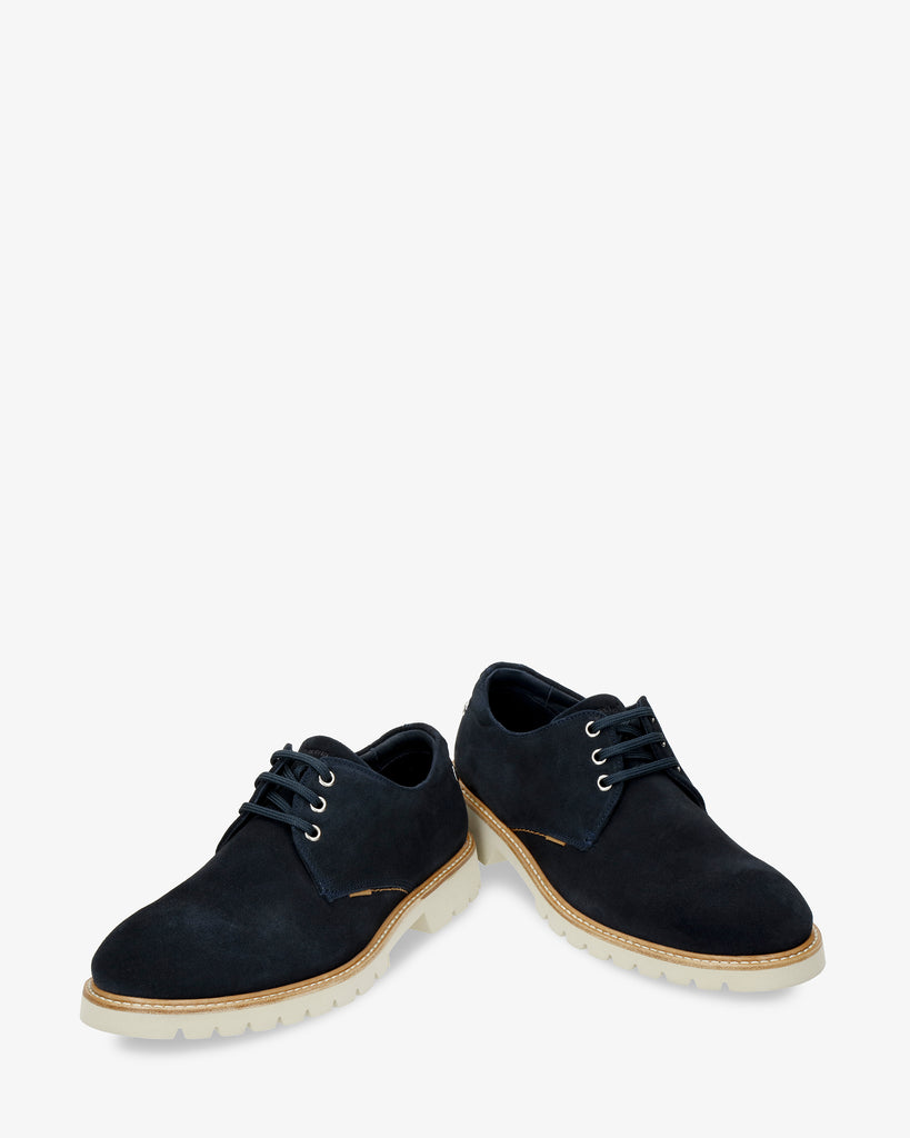 Gadner zapatos de piel con forro interior de piel. marino