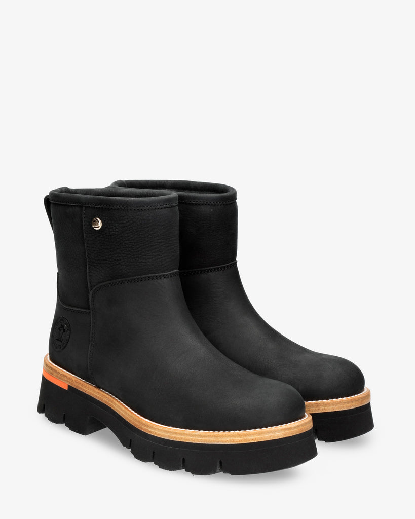 Laia botas de piel con forro interior de pelo. negro