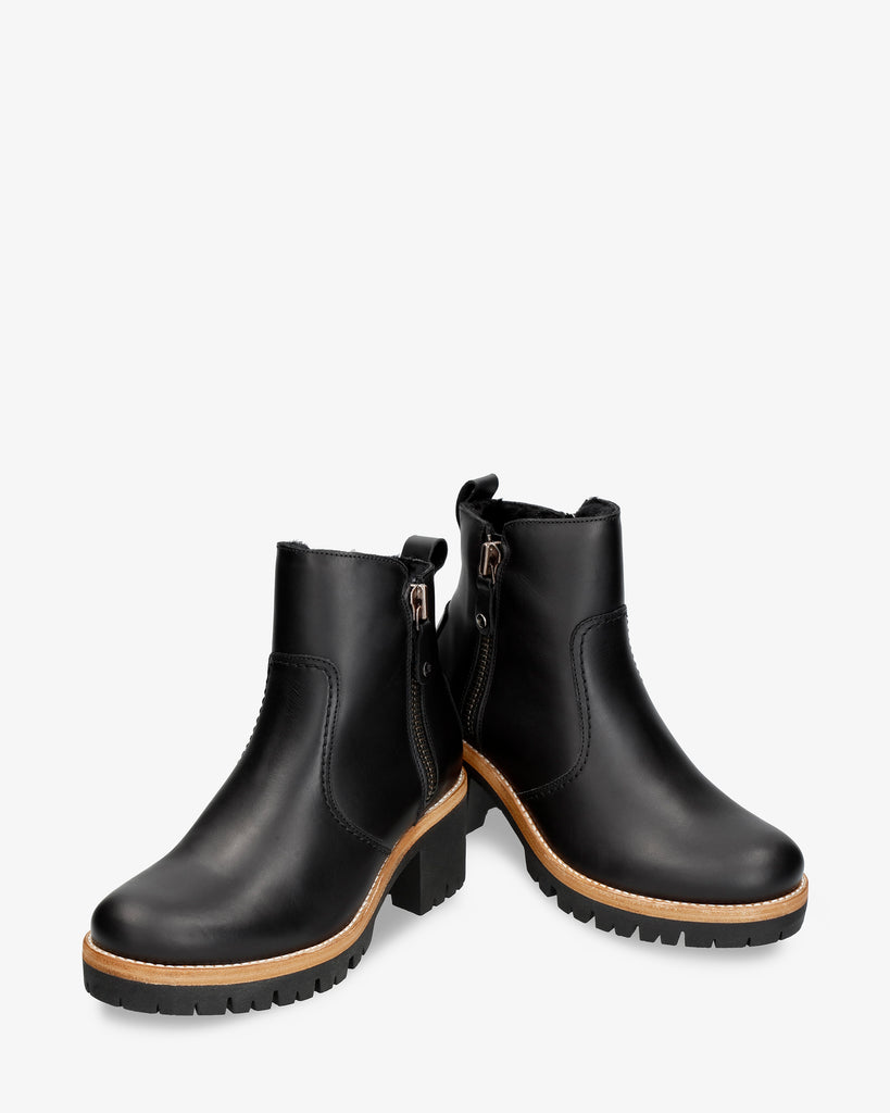 Pauline Igloo Trav botines de piel con forro interior de pelo natural. negro