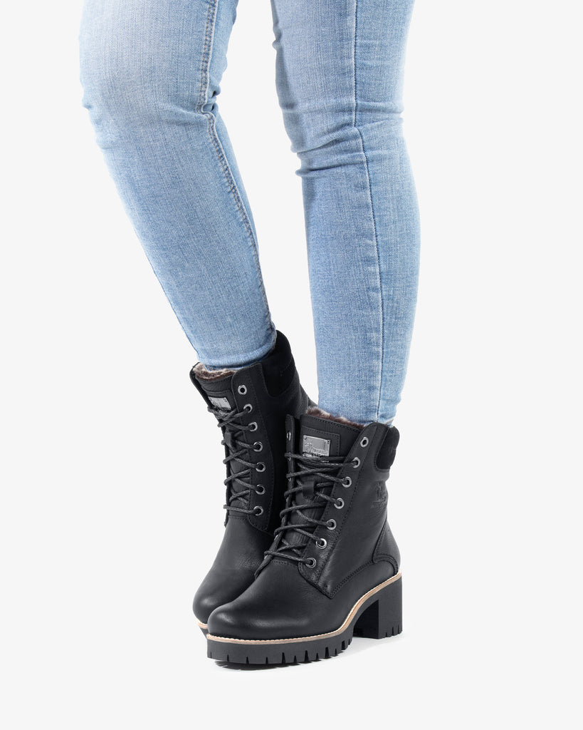 Phoebe botas de piel con forro interior de pelo. negro