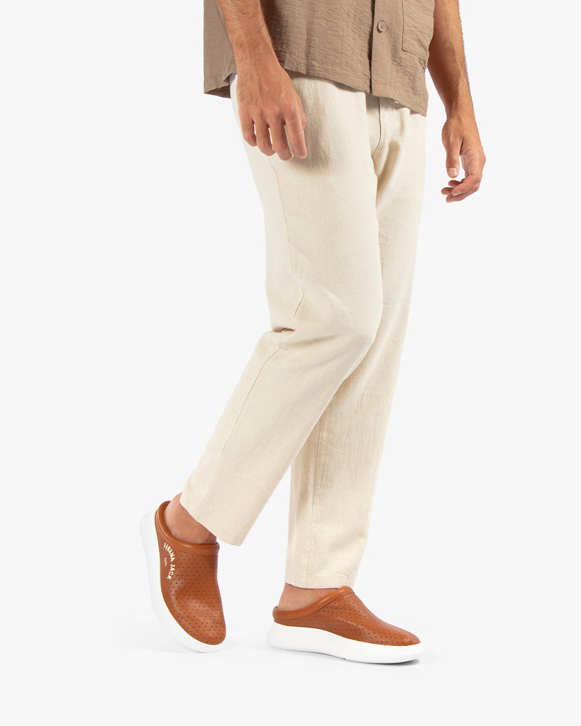 Yannick zueco de piel con forro interior de piel. cuero