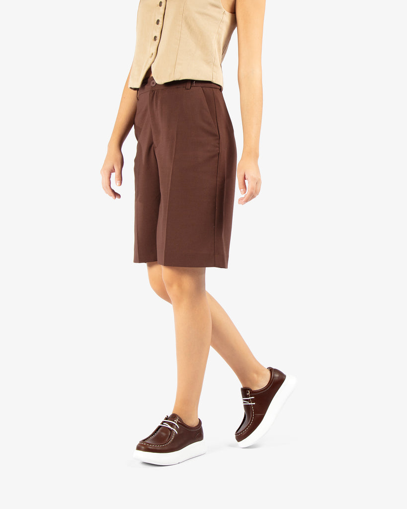 Yera zapatos de piel con forro interior de piel. castaño